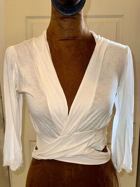 GAP White Wrap Surplice Long Sleeve Top